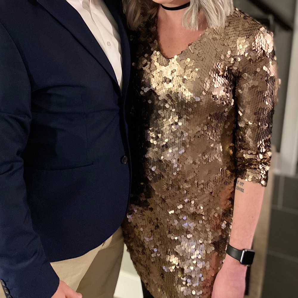 Donna Morgan gold sequin dress